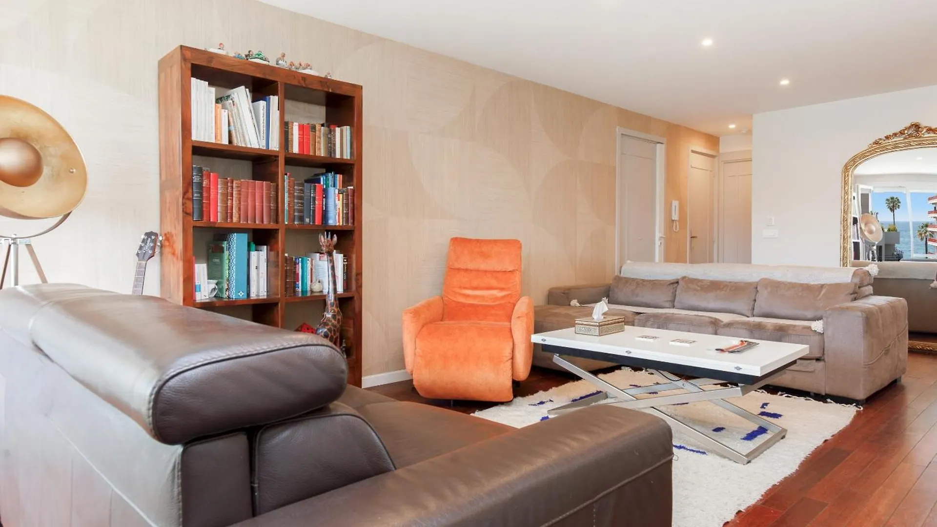 The Liberty Juan Apartment